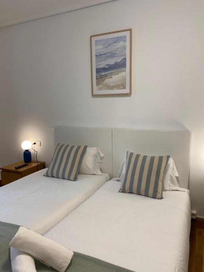 Apartamento Amplio Y Central A Pie De Playa La Concha San Sebastian Luaran gambar
